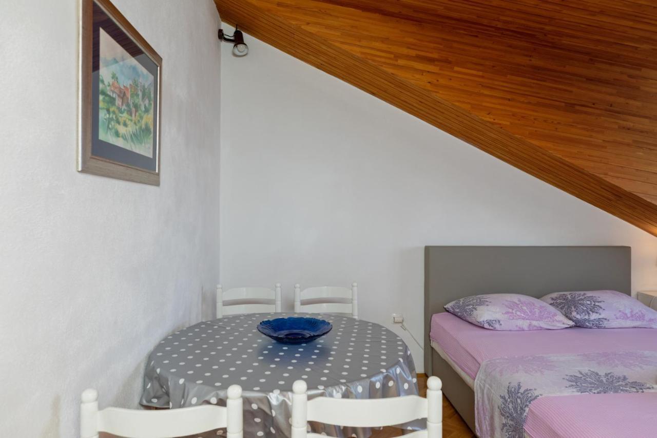Apartments By The Sea Stanici, Omis - 19728 Exterior foto
